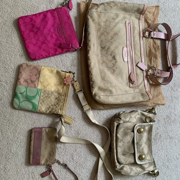 Coach Bag Collection - Picture 4 of 4